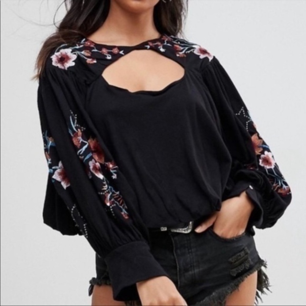 Free People Linen Black Balloon Sleeve Embroidered Crop Keyhole Neck